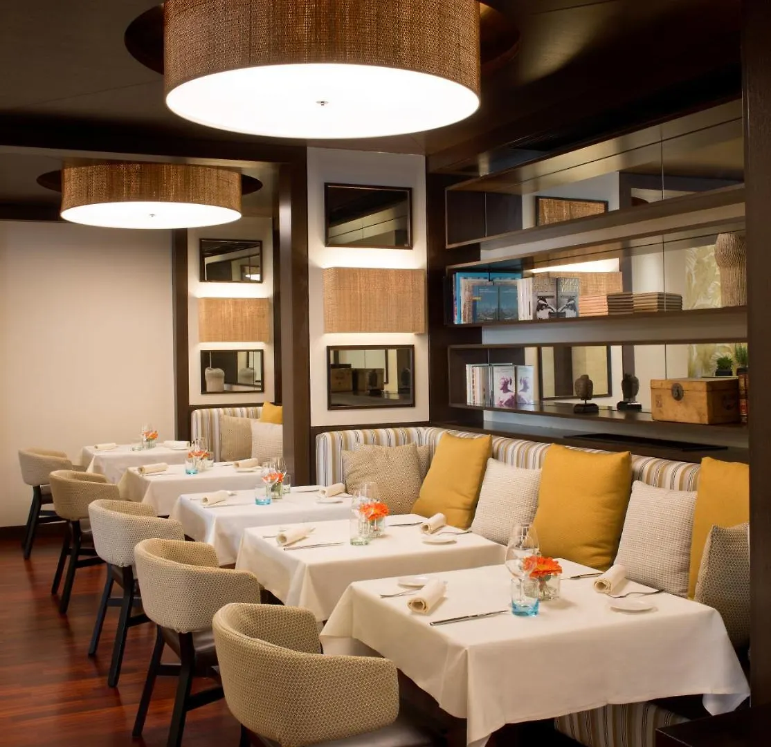 Starhotels Excelsior Μπολόνια 4*,  Ιταλία