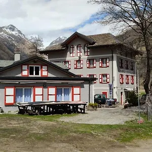 https://gavia-cottage.it-lombardy.com