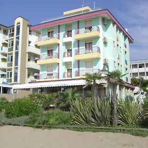 https://hotel-royal-garni.hotelinveneto.com