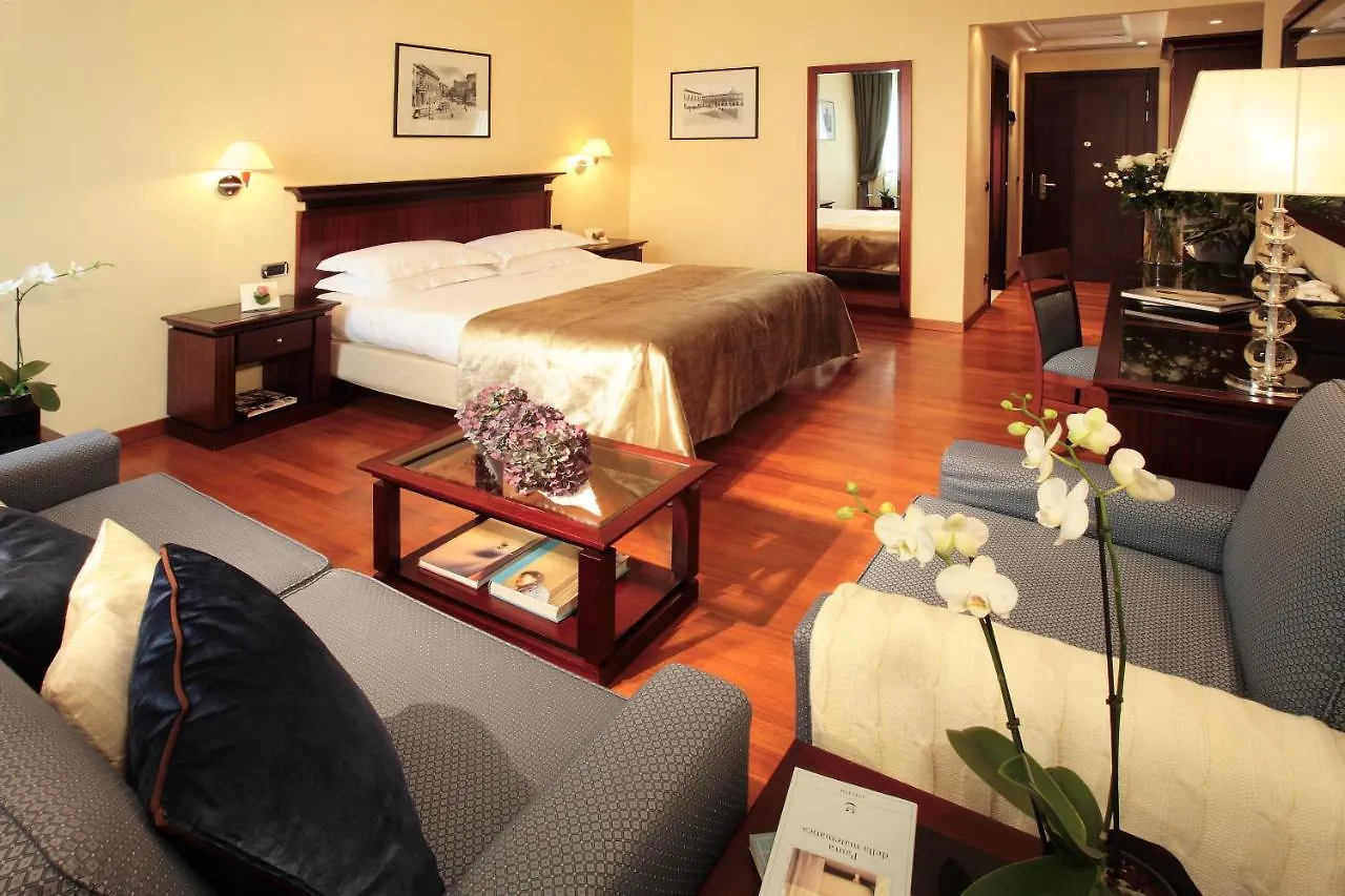 Starhotels Excelsior Bologna 4*,